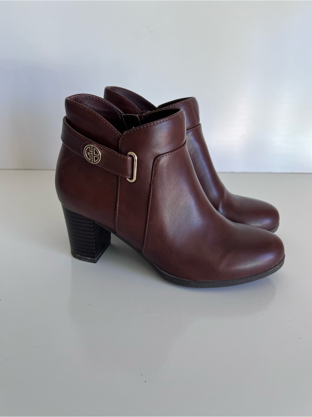 Giani Bernini Artemyss Faux Leather Ankle Booties Size 6